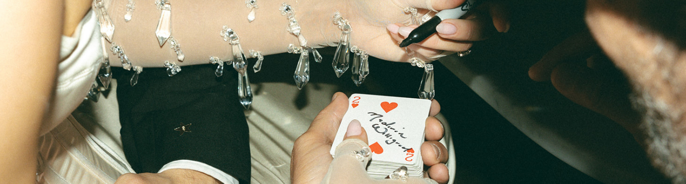 Private party magician Saint-Tropez performing at a luxury villa hospitality event