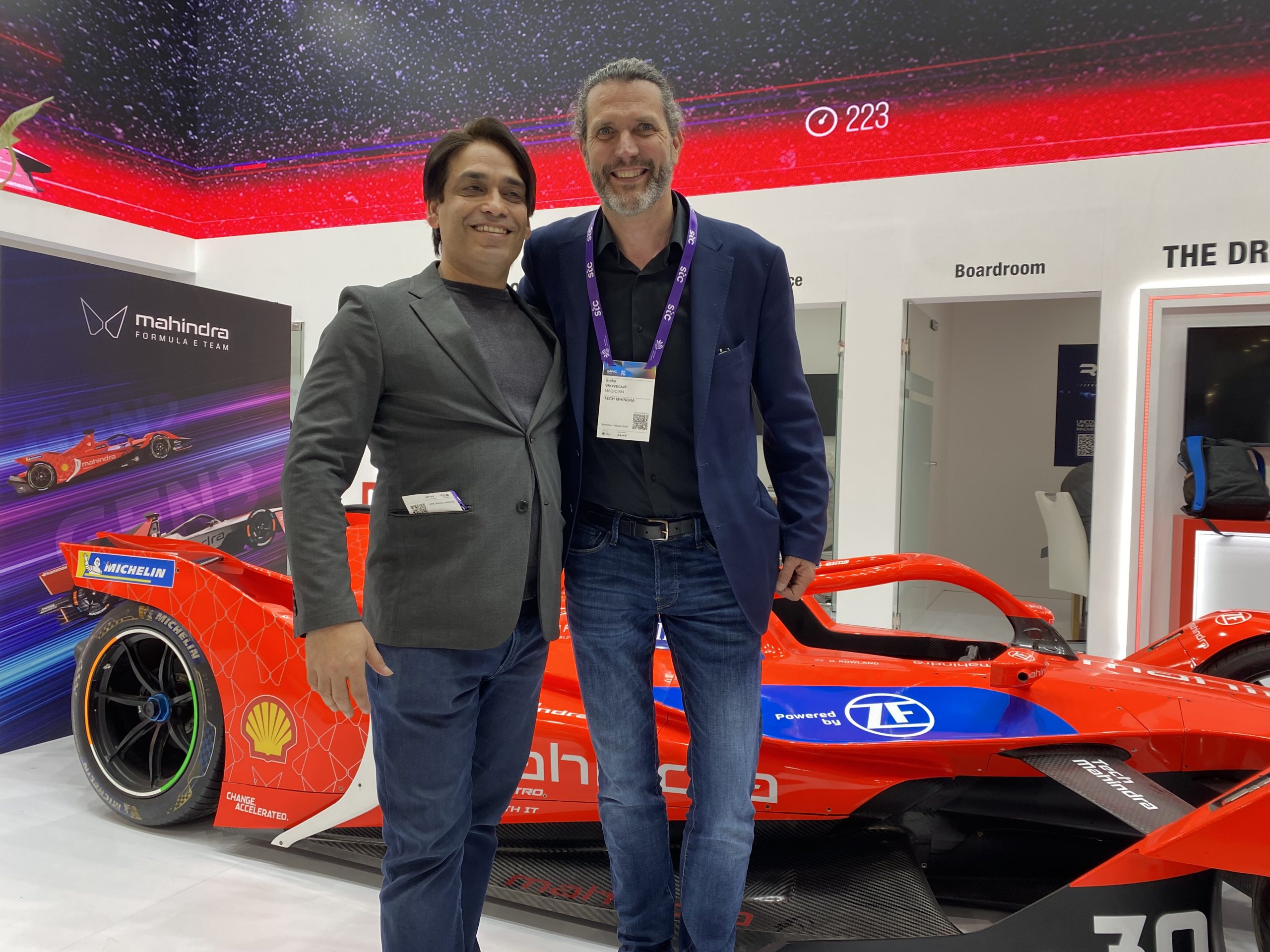 Corporate magician Sieko performing for Tech Mahindra at Mobile World Congress Barcelona