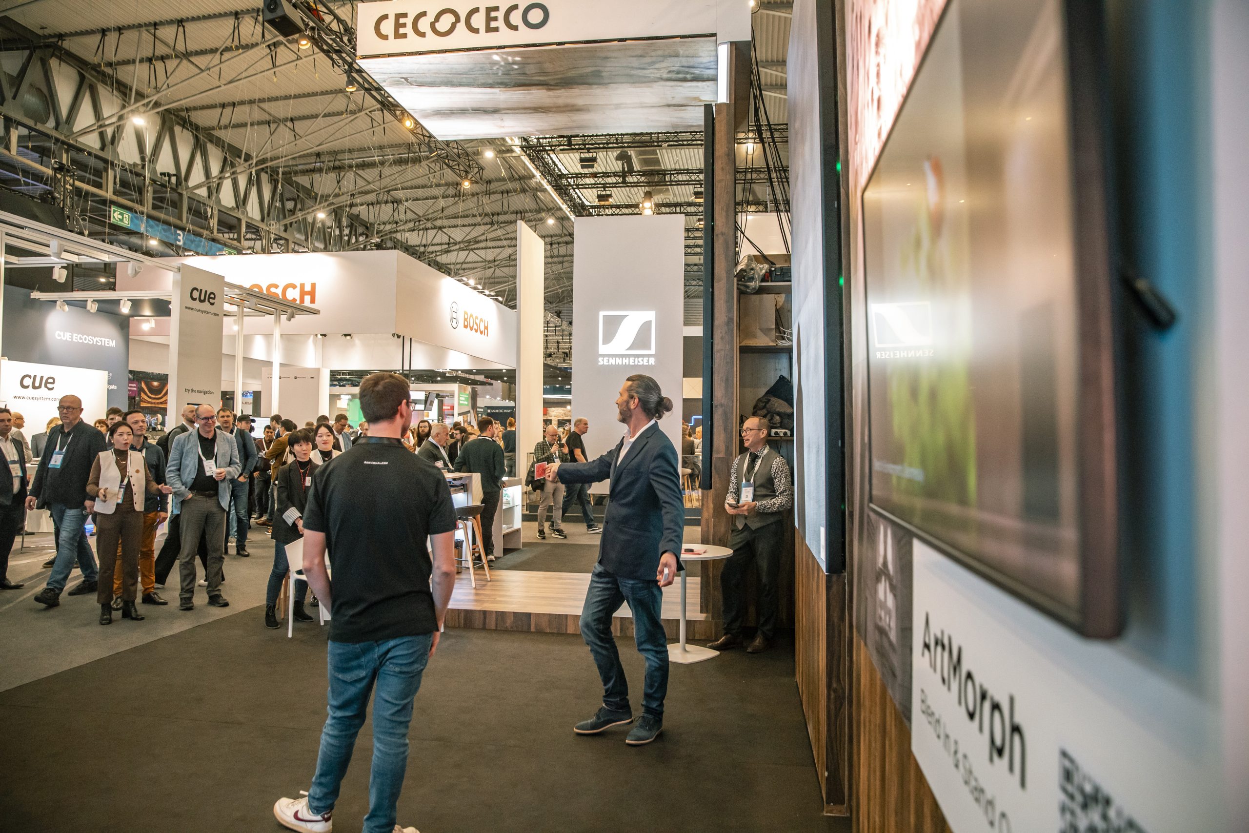 Trade show booth layout with standing room reserved for a crowd to form around a live demonstration